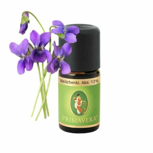 Violet leaves 13%, essential oil. At first, the scent seems uncomfortably tart. But in a mixture with vetiever and jasmine, for example, this tart note unfolds and the gentle, sweet scent comes out.