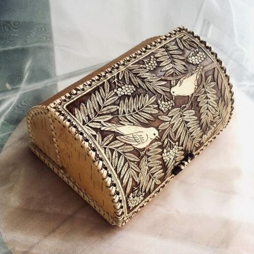 Birkenrinde Brotkisten Serie Vögel klein.Sehr schönes Design. Handarbeit. Ökologisch, Selten. Seit Jahrhunderten bewährt.