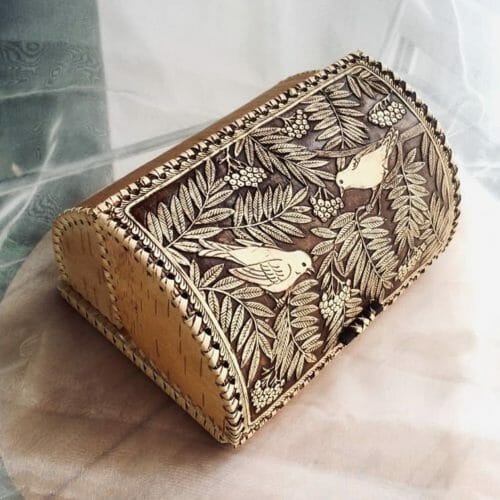 Birch bark bread boxes series birds small. Very nice design. Handwork. Ecological, rare. Proven for centuries.